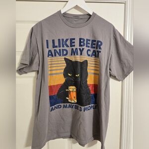 Cat " I like beer and my cat"  tshirt grey no size tag